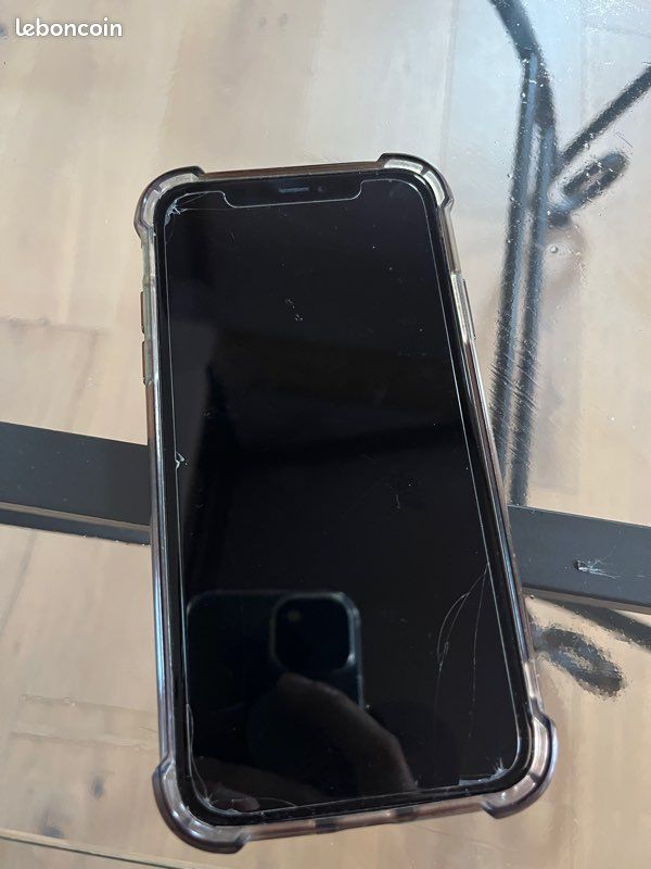 IPhone 11 (image 6)