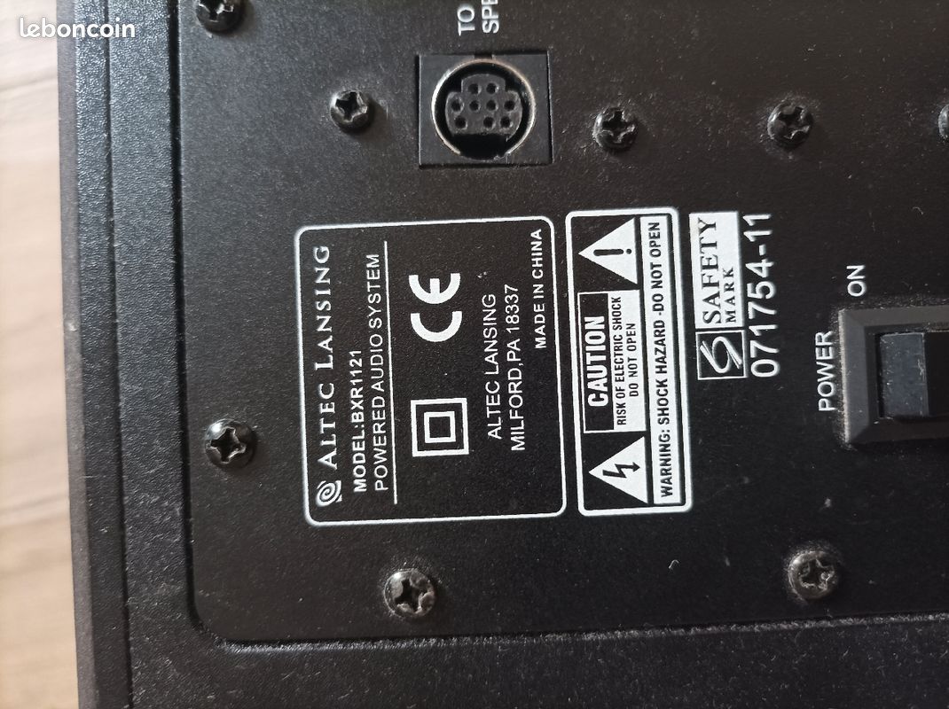 Enceintes ALTEC LANSING BXR1121 (image 2)