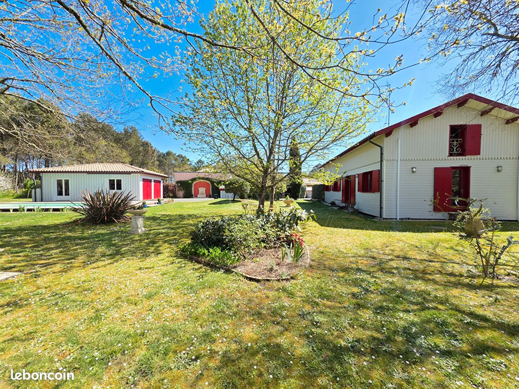 Maison 5 pièces 120 m² · à Mios · 120 m² · 470 000 €