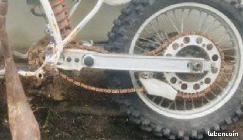 Bras Oscillant YAMAHA TDR 80 – 1988-1989 – Complet Avec Axe Et Cache