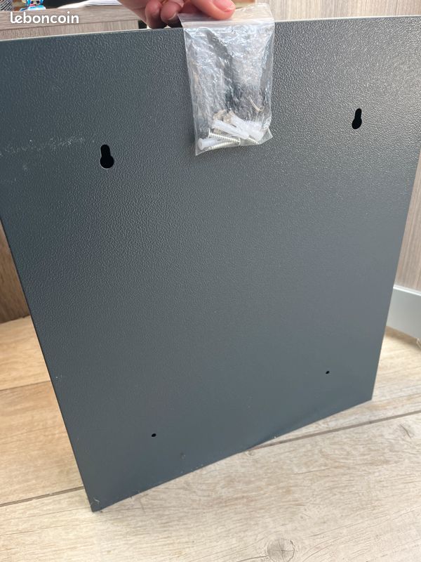 Armoire à clés (image 2)