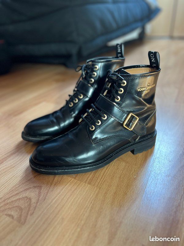 Louis Vuitton Voltaire Ankle Boot in Black for Men