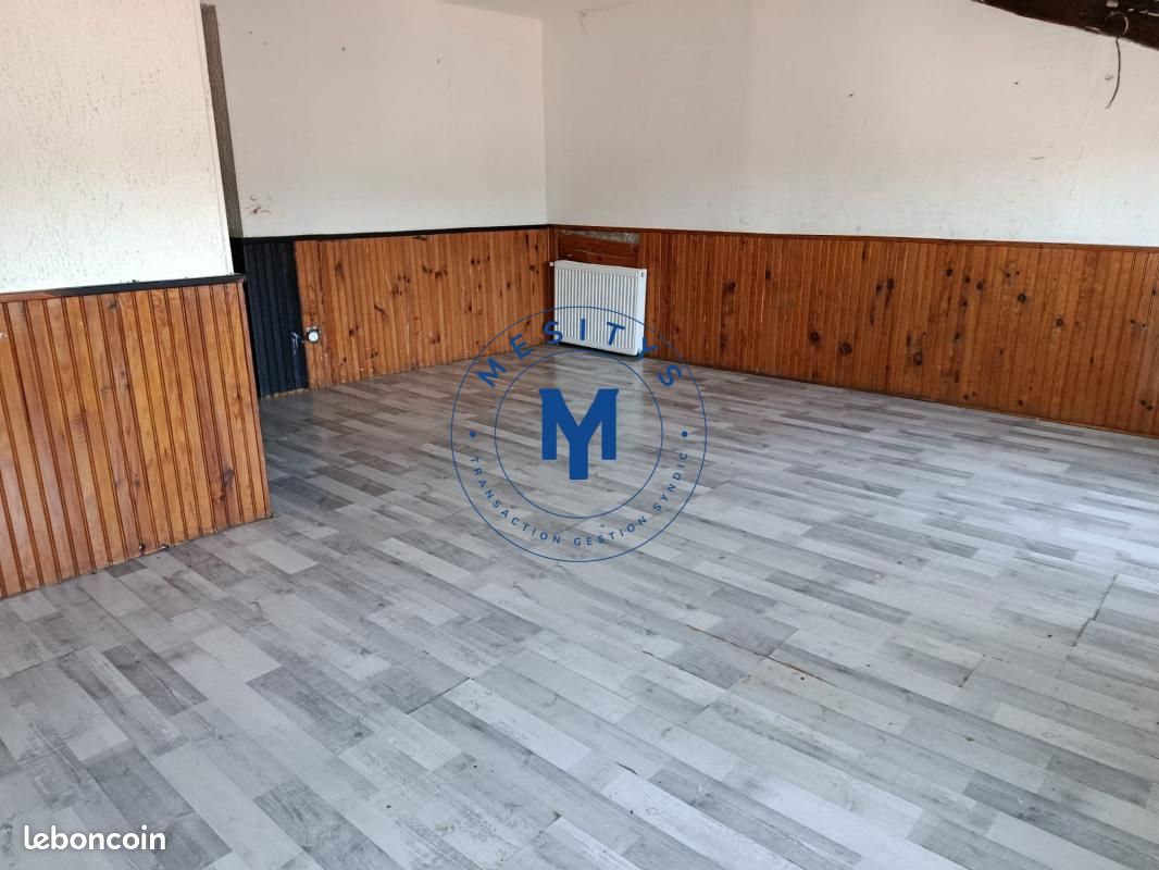 Appartement 4 pièces 84 m² · à Saint-Étienne · 84 m² · 59 000 €