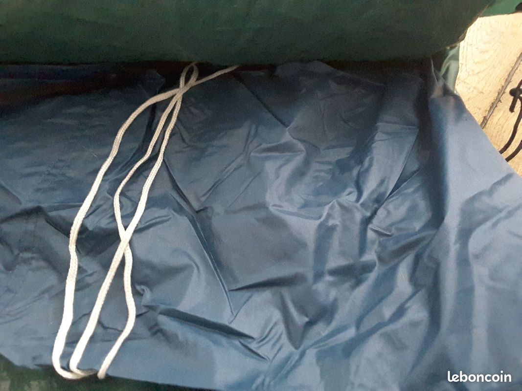 Tente de camping 4 places + 2 petits (image 5)