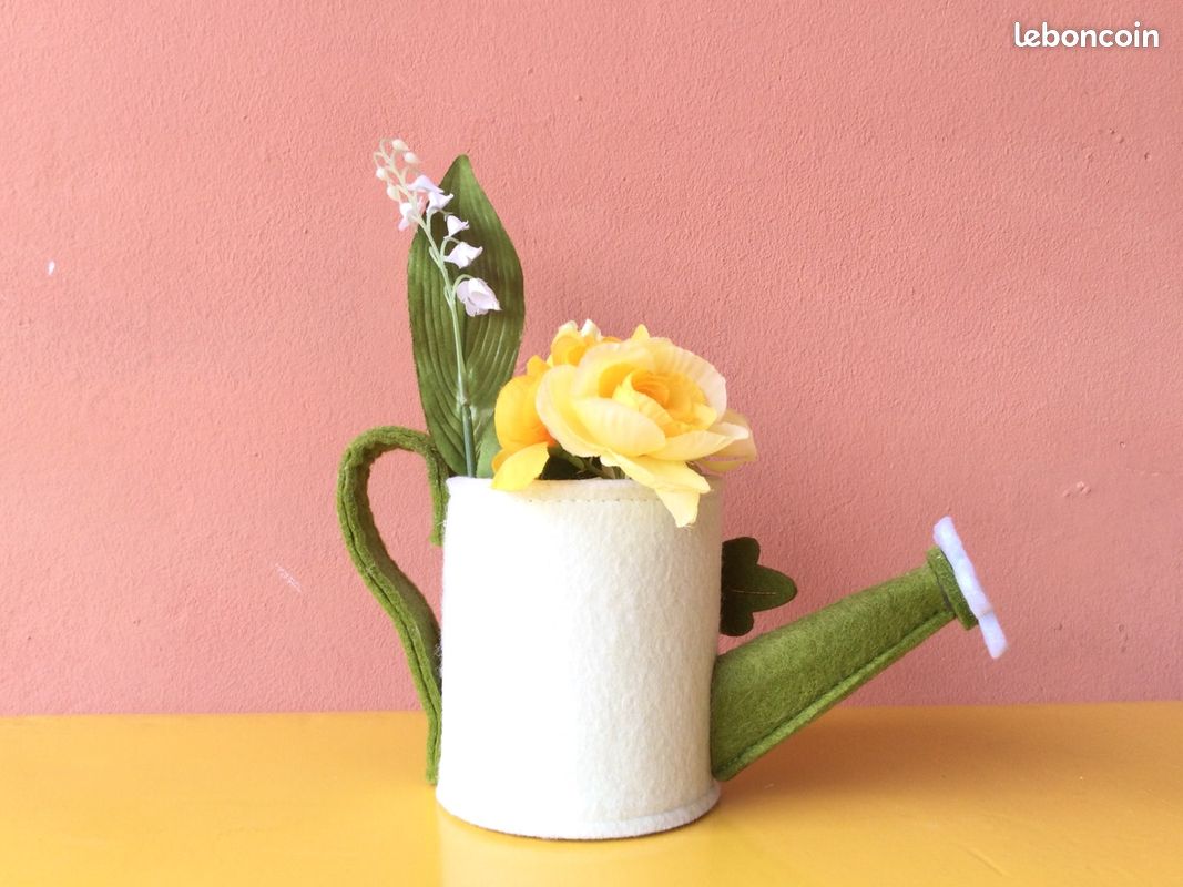 Déco charmante cache pot/mug feutrine fraise fleur et muguet (image 3)