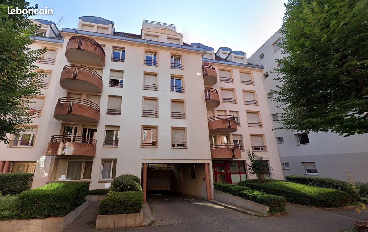 Parking 15 m² · à Strasbourg · 15 m² · 120 €/mois