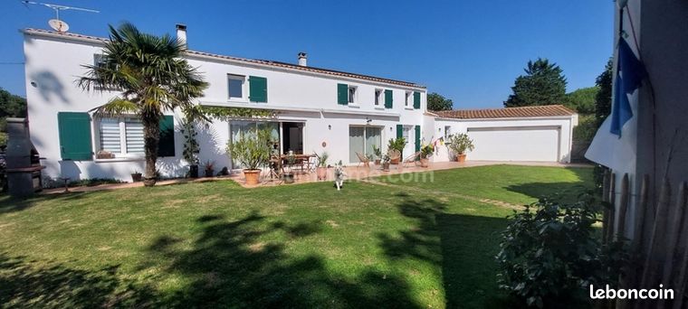 Maison 9 pièces 200 m²