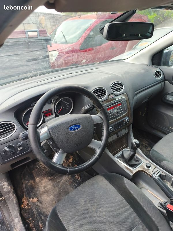 Ford focus (image 2)