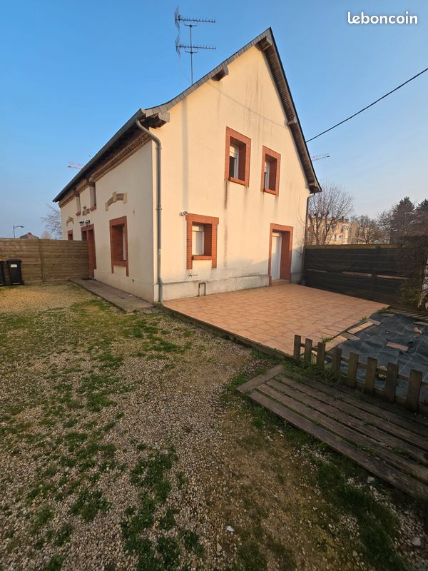 Maison avec jardin (image 1)
