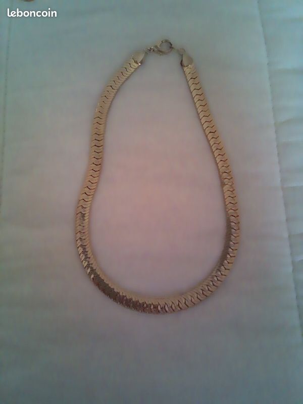 Collier pendentif (image 1)