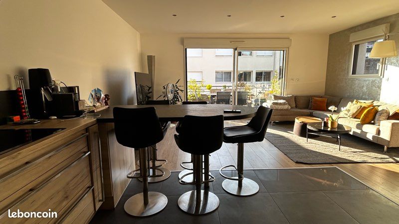 Appartement 5 pièces 100 m² · à Vandoeuvre-lès-Nancy · 100 m² · 285 000 €