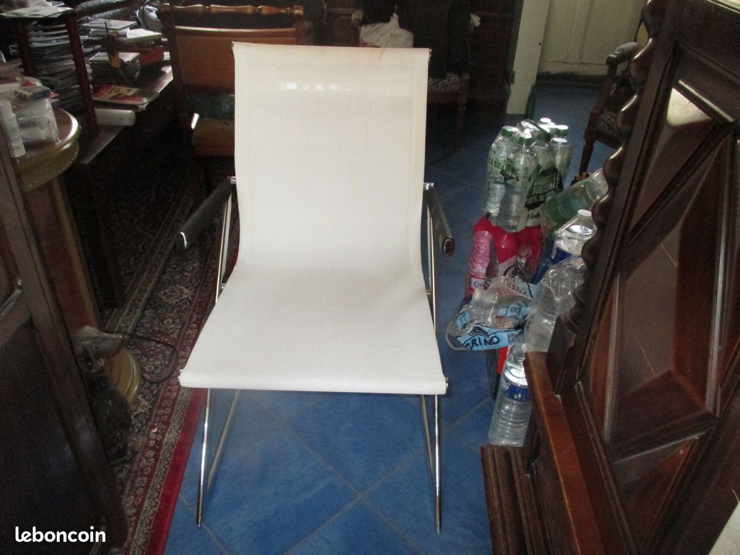 Fauteuil moderne armature acier chromé (image 1)
