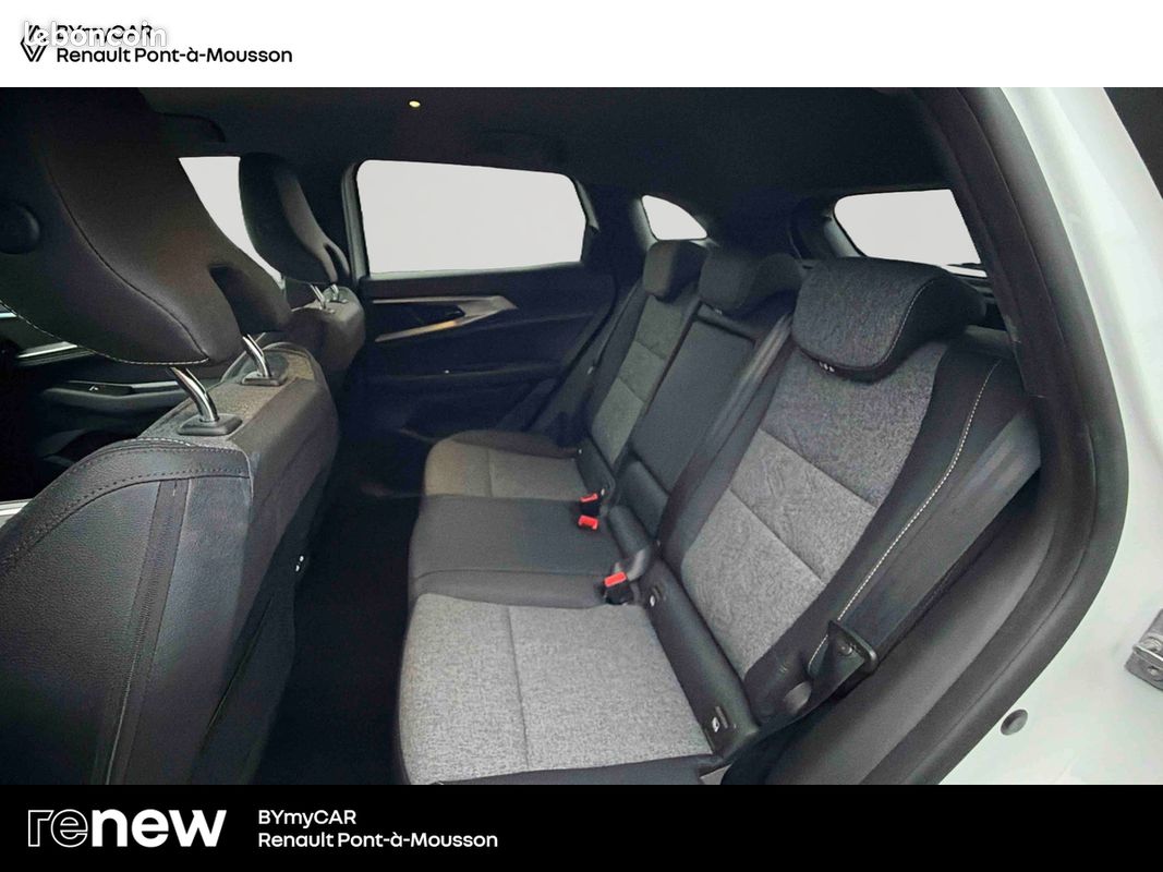 RENAULT Austral full hybrid E-Tech 200 ch Techno (image 12)