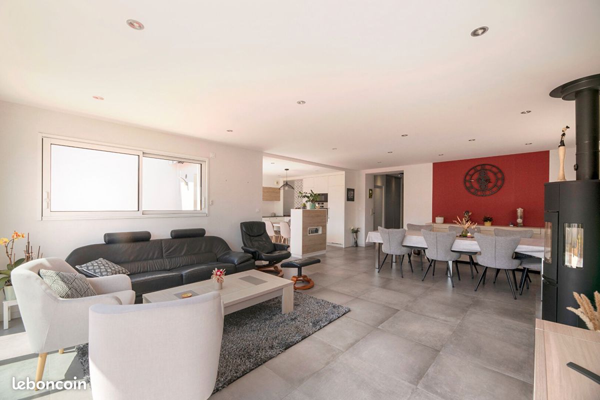 Maison 6 pièces 144 m² · à Liffré · 144 m² · 439 900 €