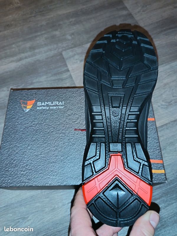 Chaussure de sécurité (image 2)