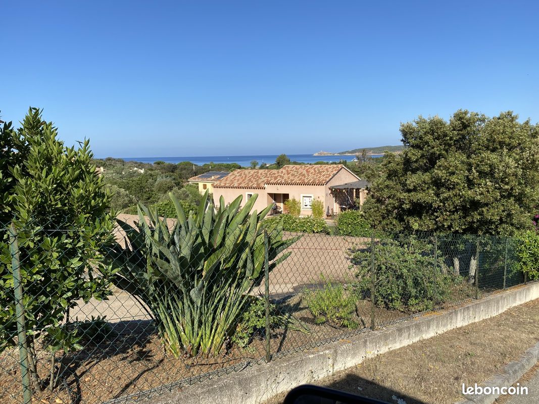Maison 4 pièces 96 m² · à Cargèse · 96 m² · 780 000 €