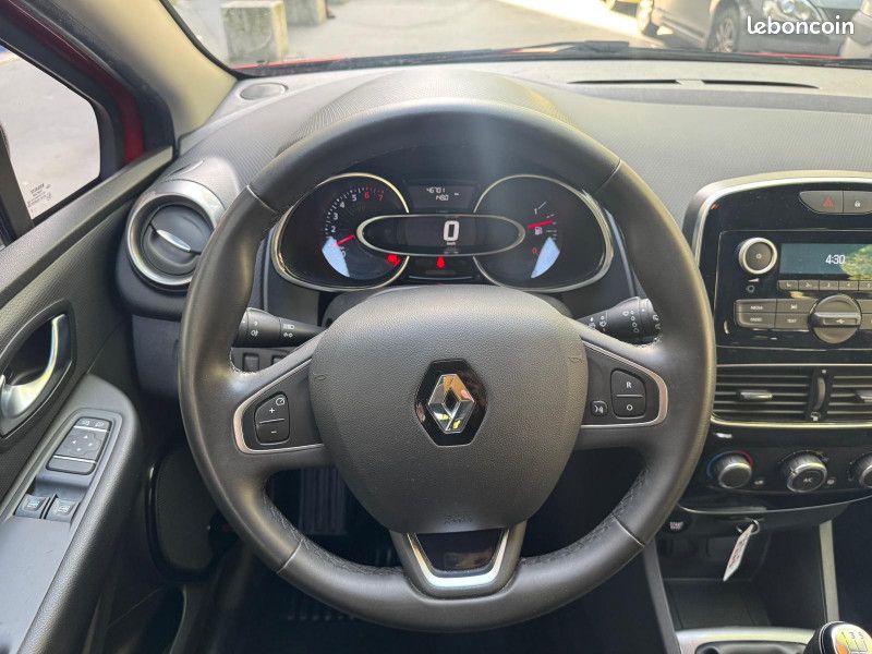 Renault CLIO IV 1.2 16V 75CH LIMITED 5P (image 11)