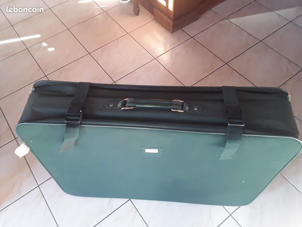 Valise de voyage (image 2)