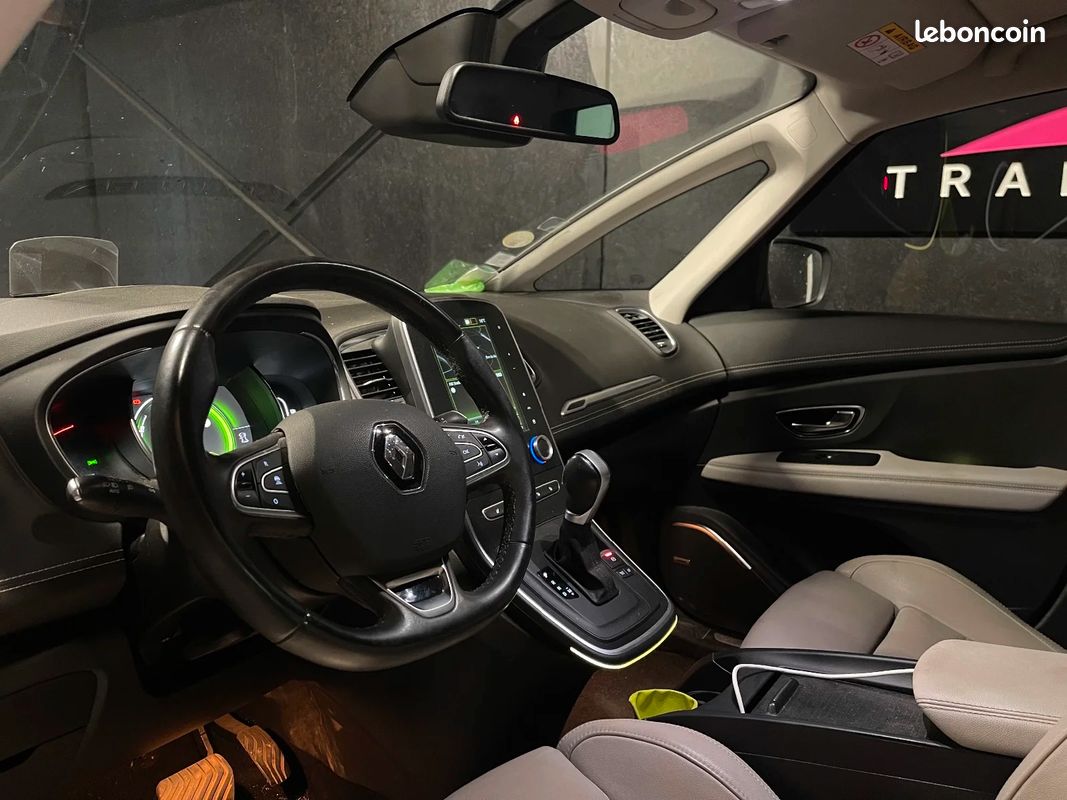 RENAULT SCENIC IV dCi 160 Energy EDC Intens (image 8)