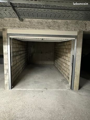 Boxe sous sol fermé