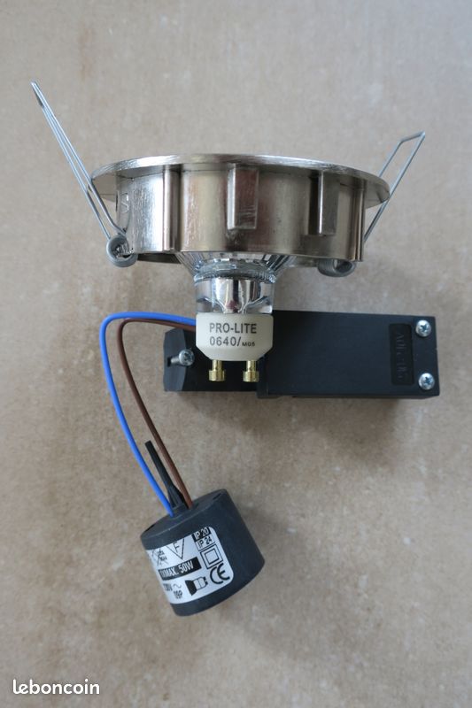 Kit de 3 Spots à encastrer orientables - Rond Nickel Brossé - GU10 - Neuf (image 4)