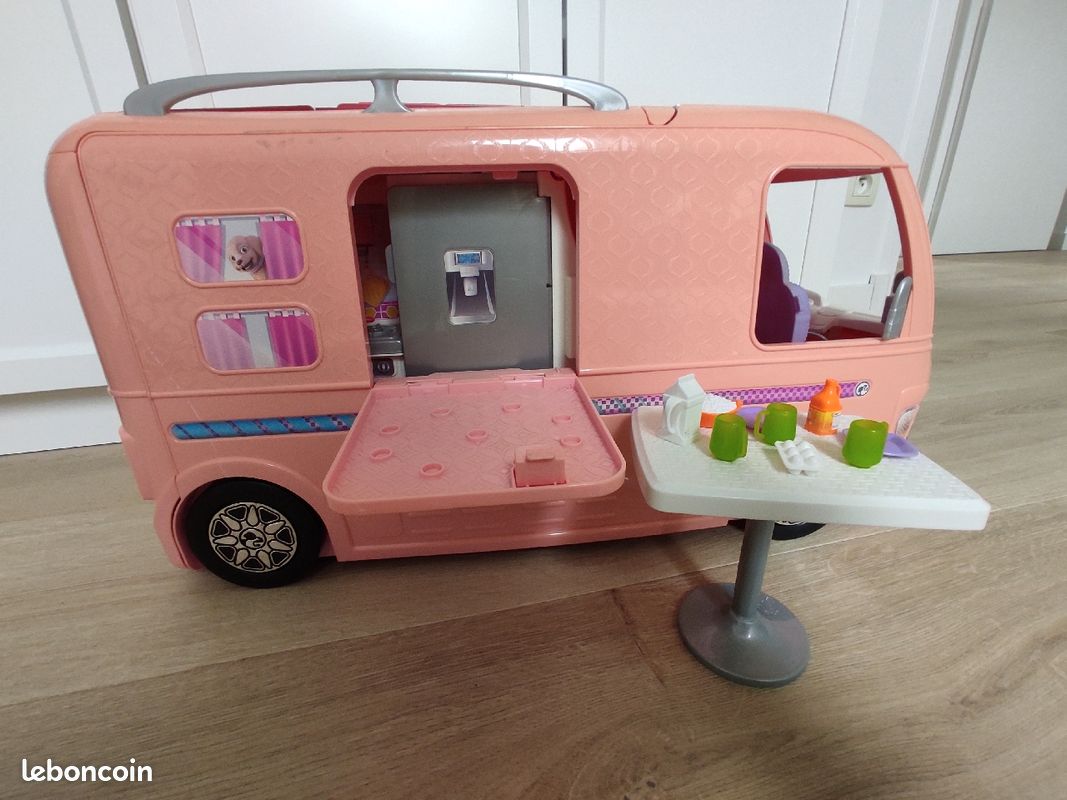 Camping car Barbie transformable (image 8)