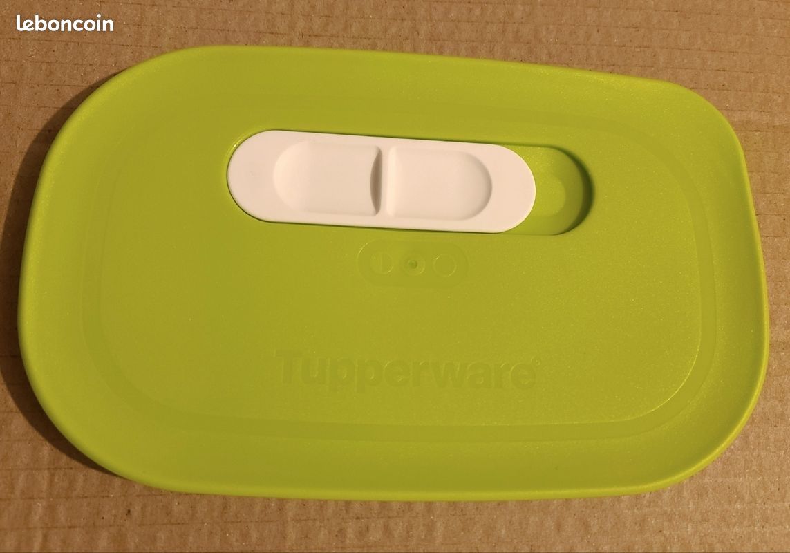 Boîte Tupperware VentilOfrais 3,2L - Verticale Fruits Légumes - Vintage France