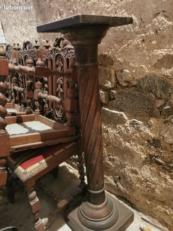 Colonne torsadée en bois massif (image 2)