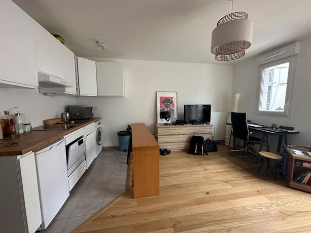 Appartement a louer  - 1 pièce(s) - 27 m2 - Surfyn