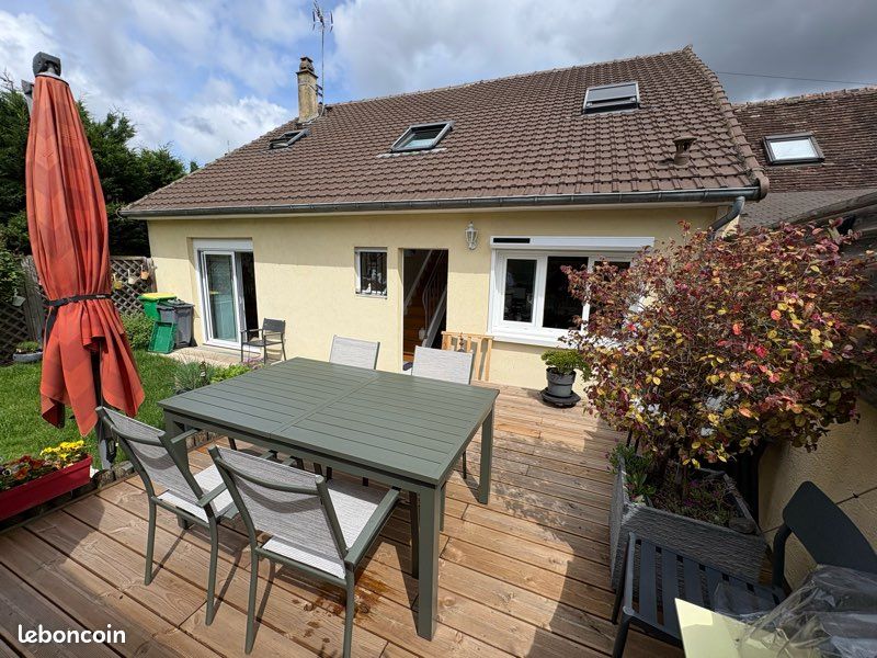 Maison 6 pièces 126 m² · à Arnage · 126 m² · 244 000 €