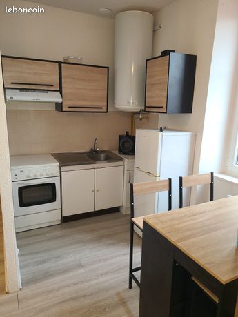 A LOUER STUDIO 42 m2 + 1 PLACE DE PARKING