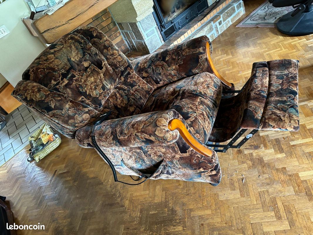 Fauteuil électrique (image 1)