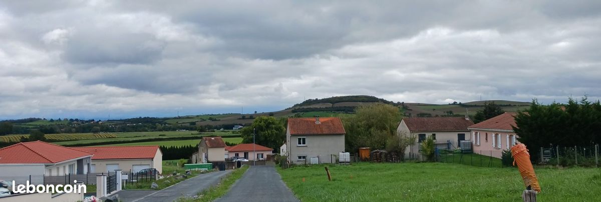 Terrain 600 m² · à Combronde · 65 000 €