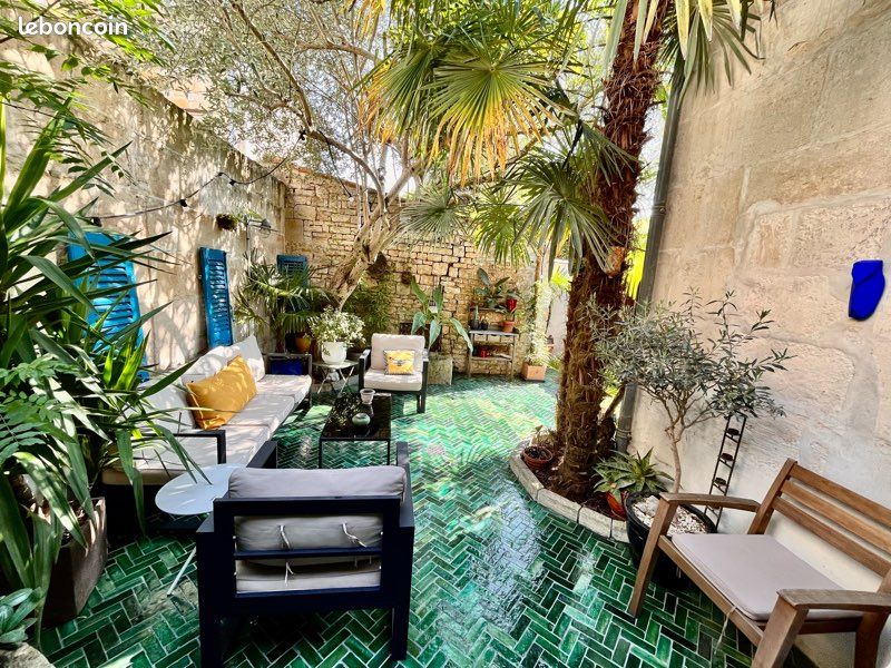 Maison 5 pièces 153 m² · à Niort · 153 m² · 392 000 €