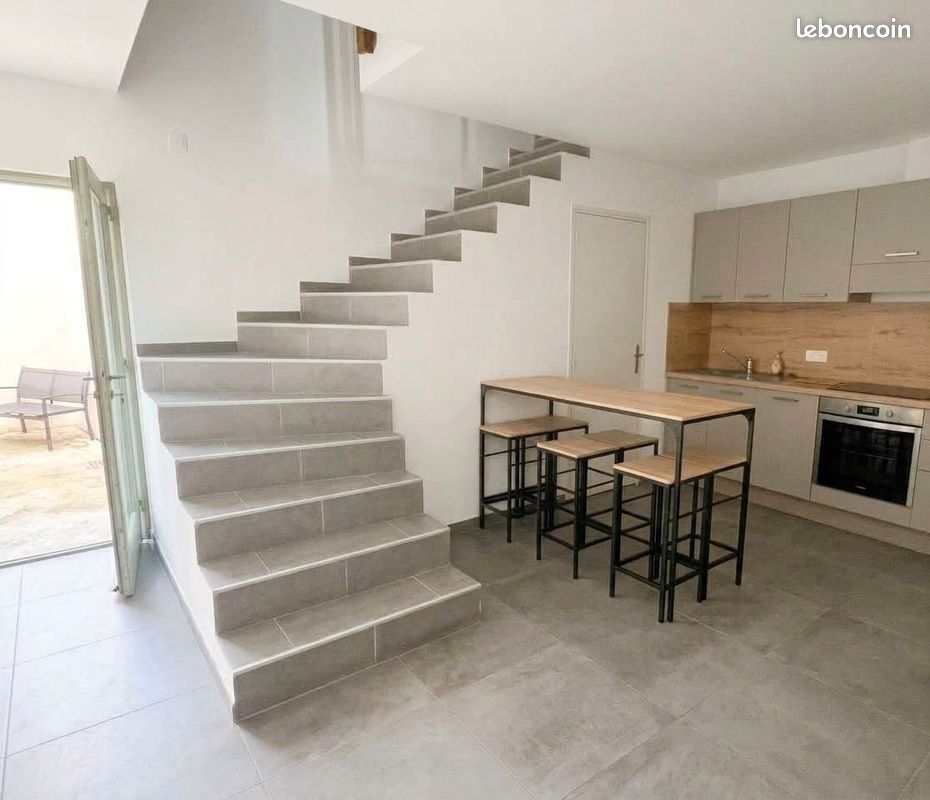 Maison 3 pièces 60 m² · à Nîmes · 60 m² · 900 €/mois