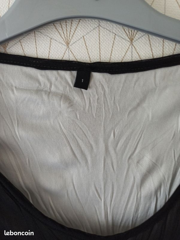 Robe d'été noire et grise en résille imprimée taille L (image 3)