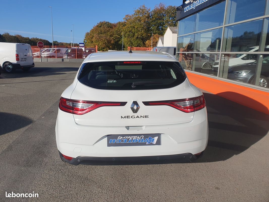 Renault MEGANE IV STE 1.5 BLUE DCI 95CH AIR NAV 117G (image 3)