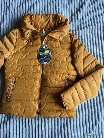 Manteau doudoune moutarde neuve Tokyo laundry taille XS Vêtements