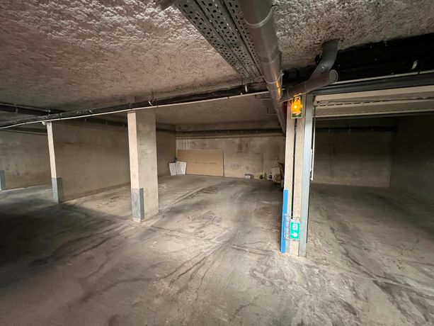 Vente parking intérieur Carnon plage, 32 000€ Hérault Languedoc roussillon  N° 3421356618