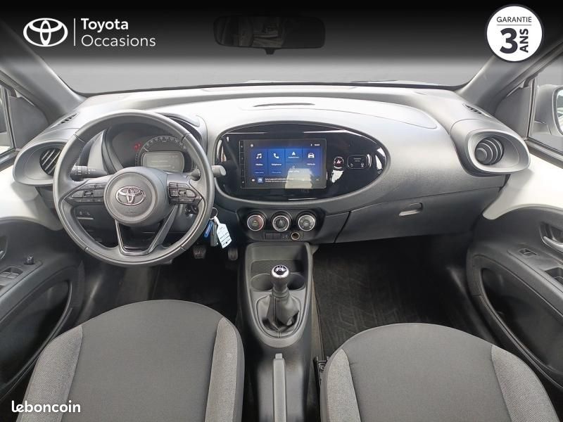 Toyota Aygo X 1.0 VVT-i 72ch Dynamic MY23 (image 8)