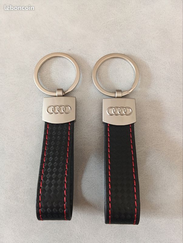 2 Porte clés Audi 4 anneaux A1 A3 A4 A5 A6 a7 a8 S3 RS3 RS4 S4 s5 rs5 q2 q3 Q5 Q7 q8 tt s rs RS6 rs7 (image 1)