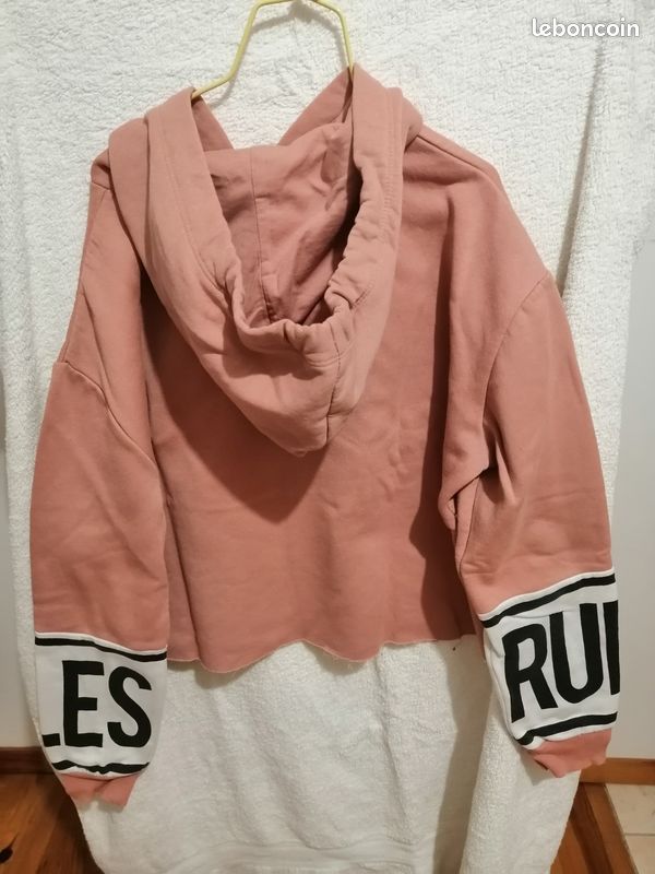 Vends sweat Jennifer saumon (image 2)