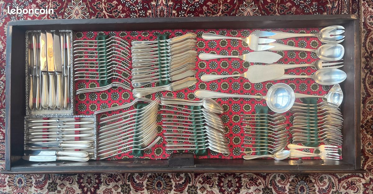 FRANCOIS FRIONNET SERVICE A DESSERT LOUIS XV 12+1 PIECES METAL ARGENTE VERS 1970