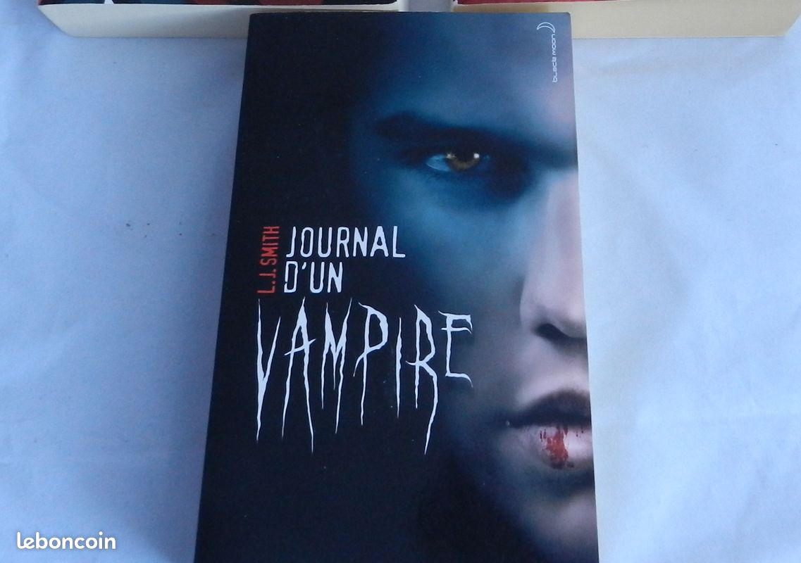 Roman broché " Journal d'un Vampire " (Vampire Diaries) (image 1)
