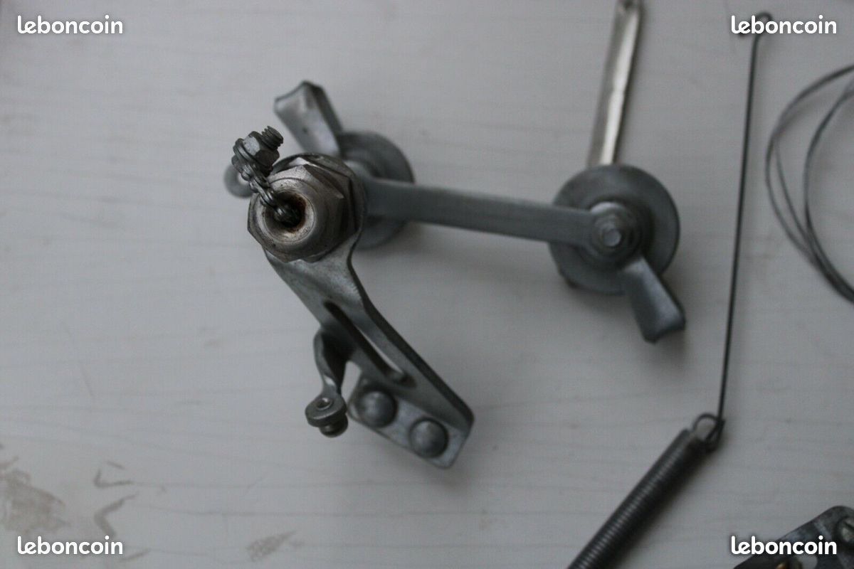 Vélo Peugeot dérailleur suicide vintage année 50 - Vélos