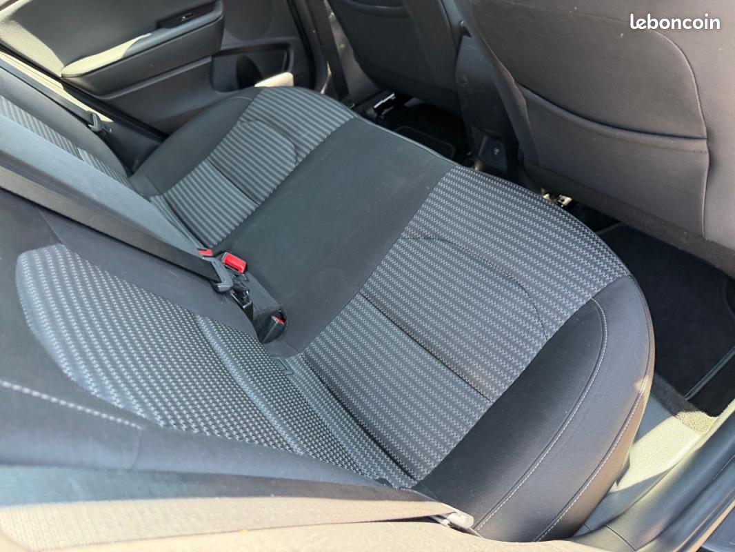 Kia CEED III (2) 1.6 CRDI 136 MHEV Active Business IBVM6 (image 20)