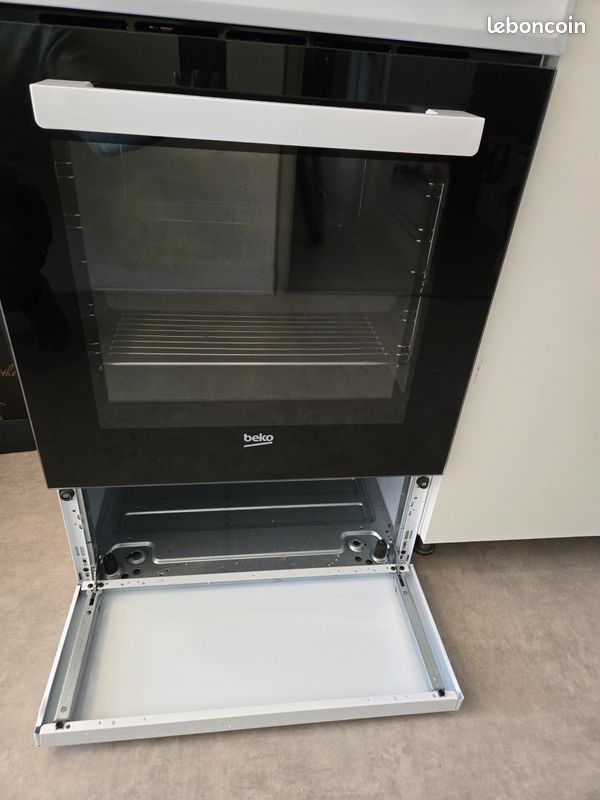 Cuisinière électrique Beko (image 5)