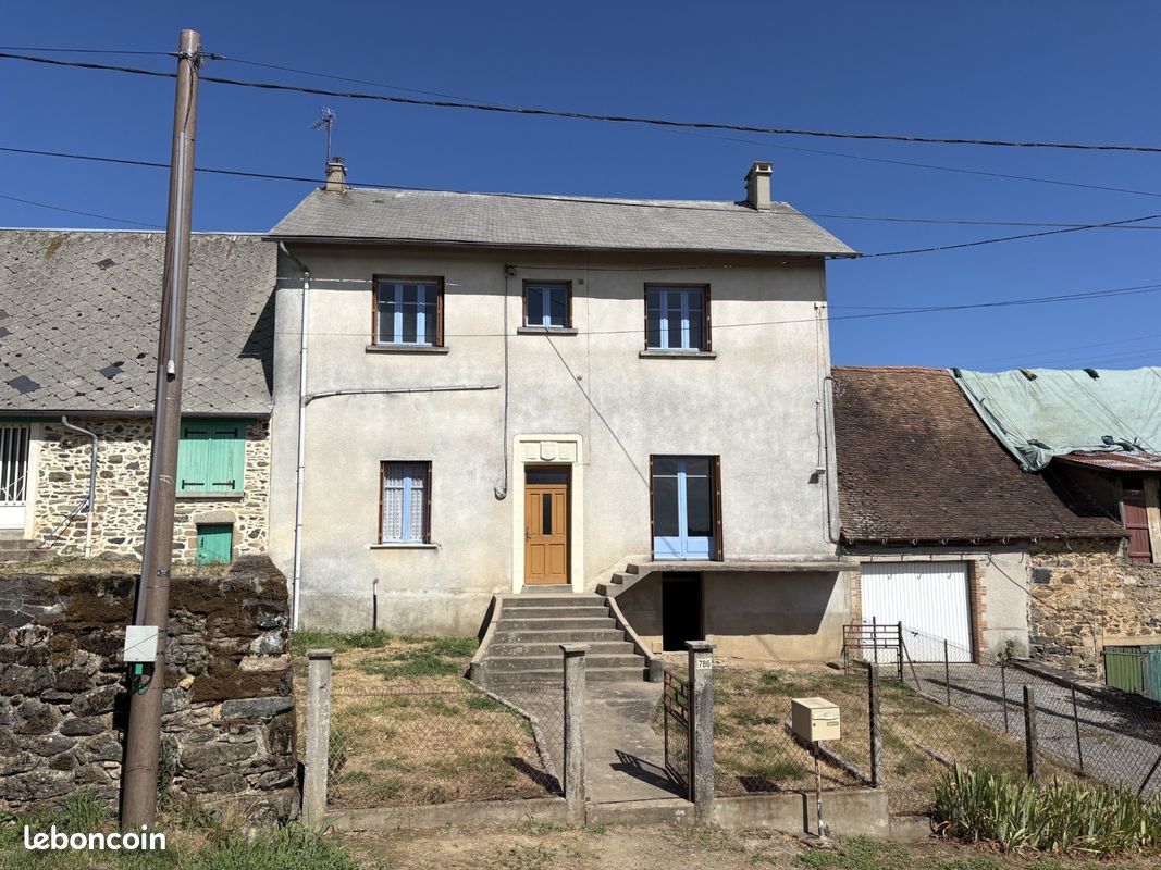 Maison 6 pièces 120 m² · à La Porcherie · 120 m² · 49 200 €