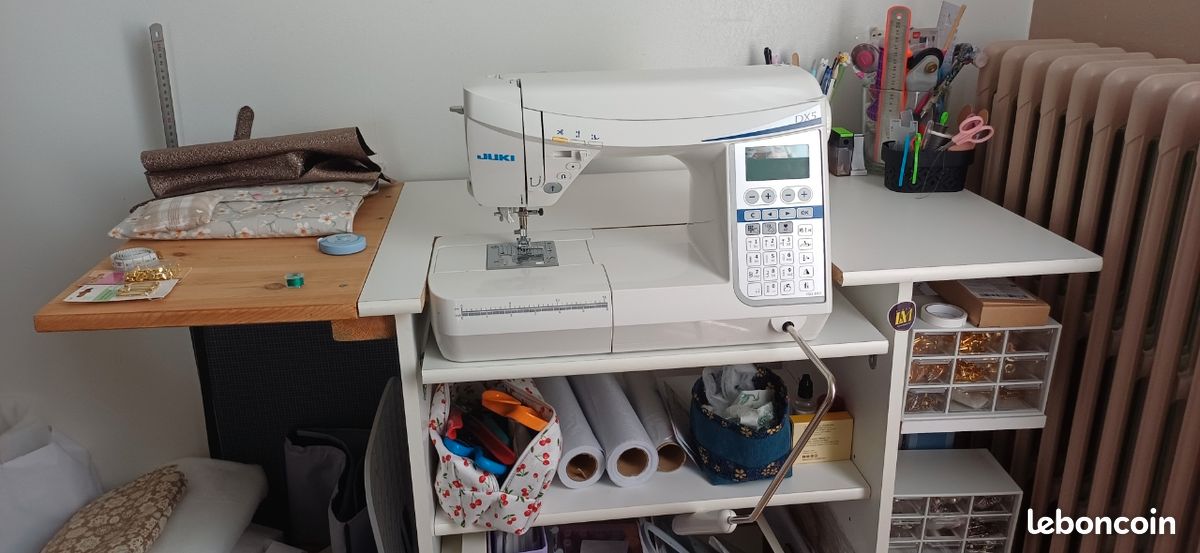 Machine à coudre (image 1)
