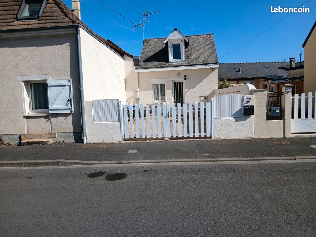 Maison 3 pièces 57 m² · à Saint-Saturnin · 57 m² · 80 000 €